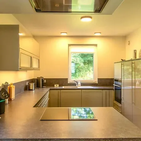 Mom's Villa *