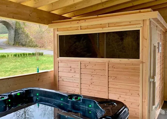 Mom's Villa Burg Reuland