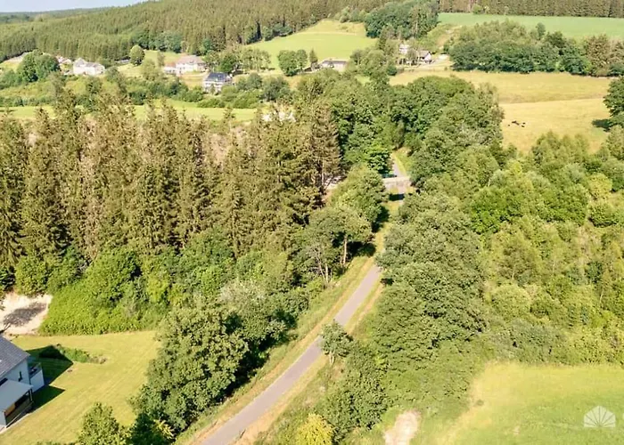 Mom's * Burg Reuland